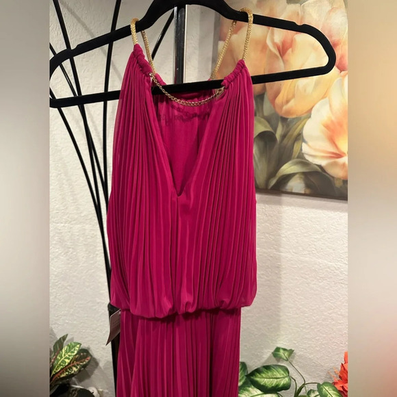 Xscape beautiful pleated halter maxi dress size 4 - Picture 6 of 14